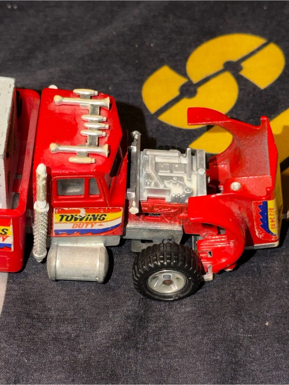 Majorette Kenworth Tow Truck Vehicle Toy Collectible Classic As Is Used Vintage.